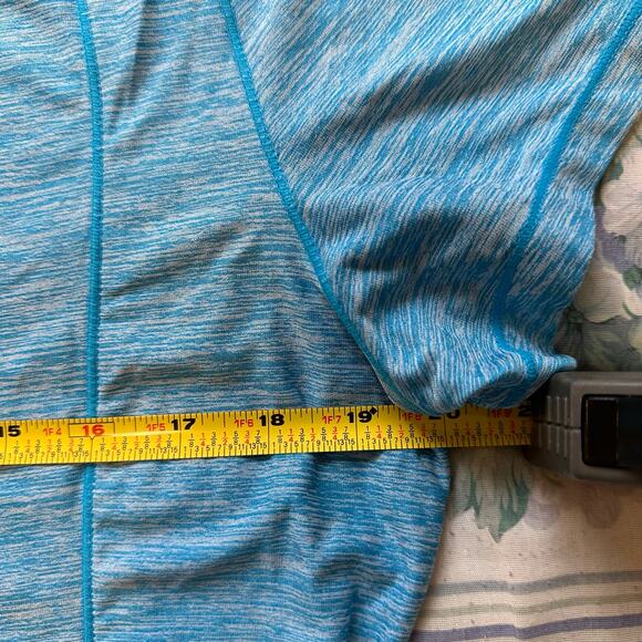 baleaf Short Sleeve Crewneck Athletic Tee - Picture 6 of 6